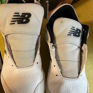 New Balance baseball cleats men Sz 11.5